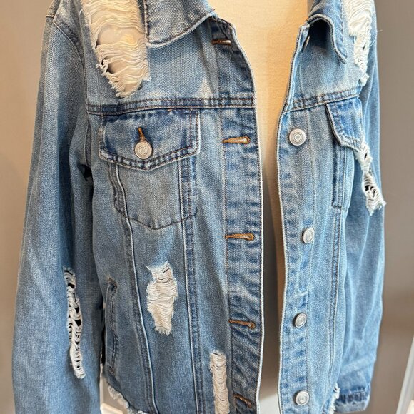 Ci Sono Distressed Denim Jean Jacket - Picture 6 of 10